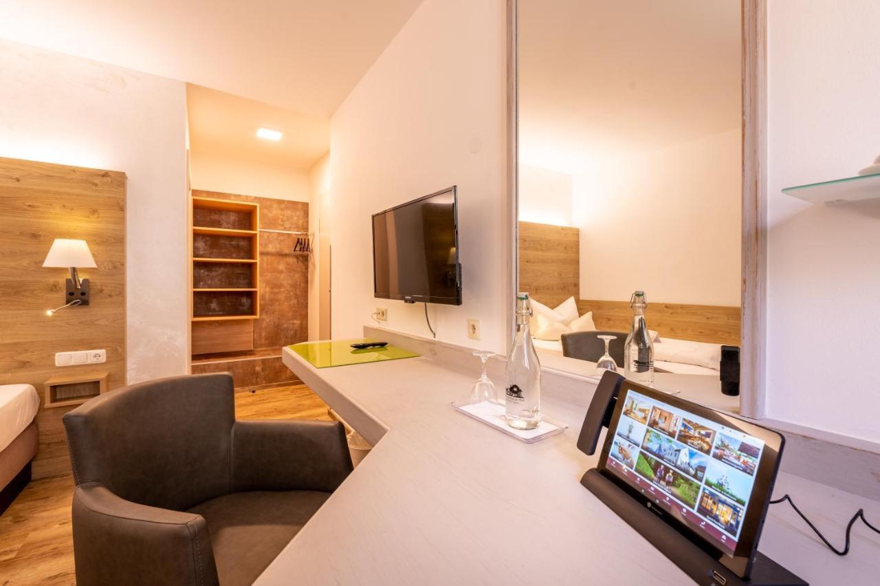 Zur Post Kuemmersbruck Hotel & Tiny Houses Kummersbruck Ngoại thất bức ảnh